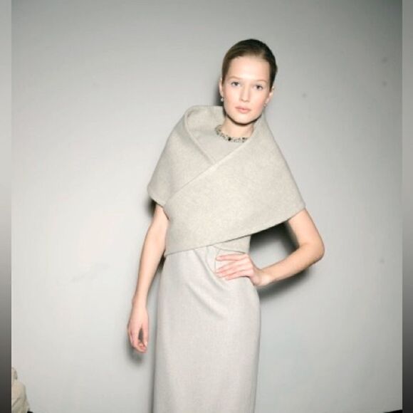 Ralph Lauren Fall 2009 Runway Collection Grey Heather Cashmere Wraparound Stole - Picture 5 of 15